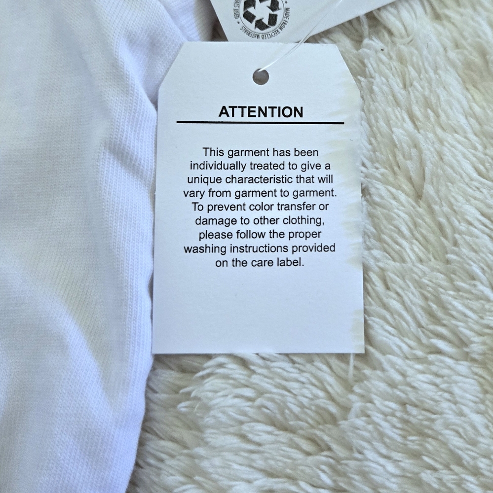 Obey Worldwide🌐 Peace✌️ Dove🕊 Graphic Tee👕 - NWT - Picture 8 of 15